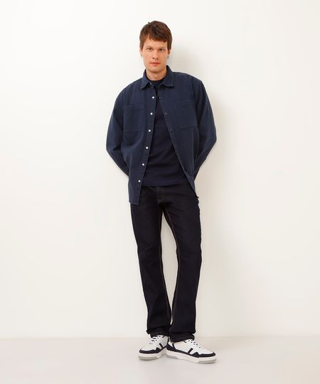 calça jeans reta com bolsos azul escuro 40
