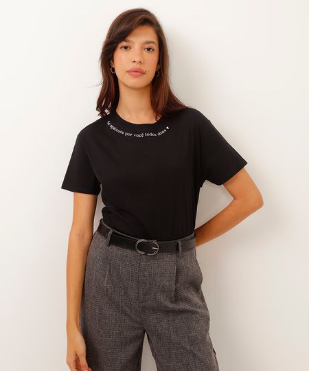 erro de grafia na peça - camiseta de algodão se apaixone por você todos os dias - preto PP erro de grafia na peça - camiseta de algodão se apaixone por você todos os dias - preto PP