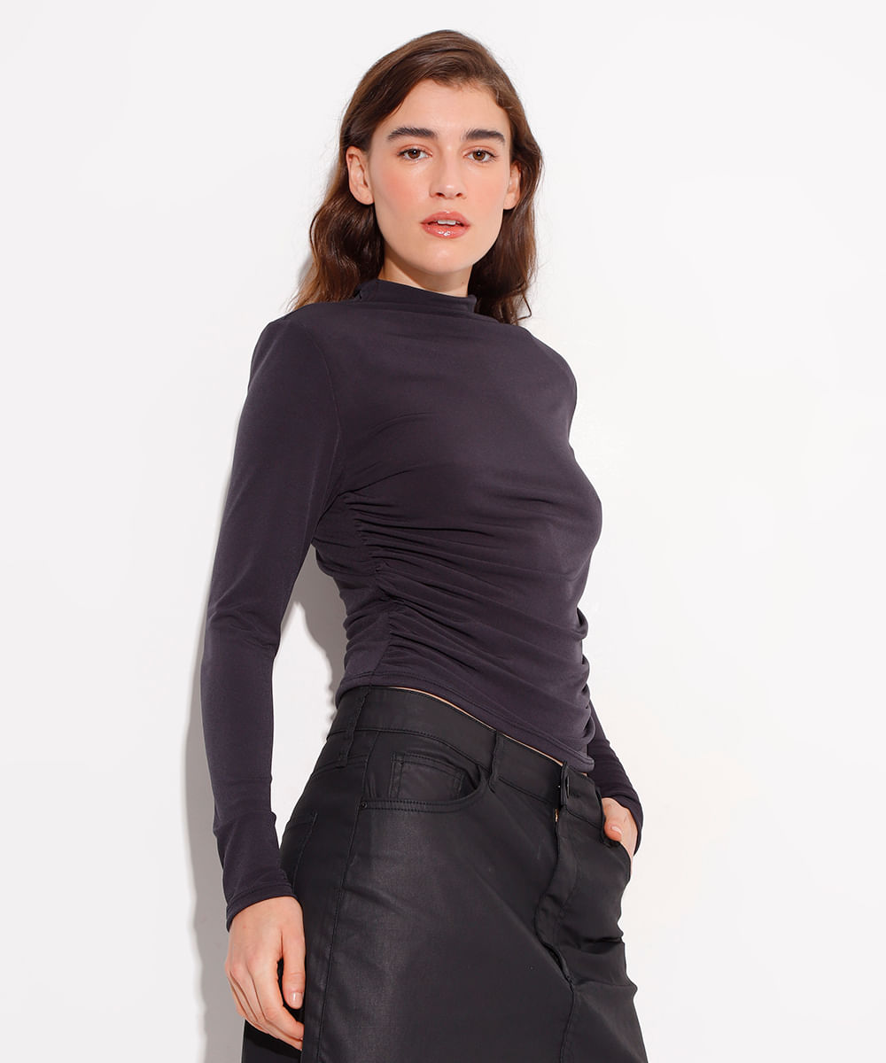 blusa manga longa com ombreiras e franzido mindset preto