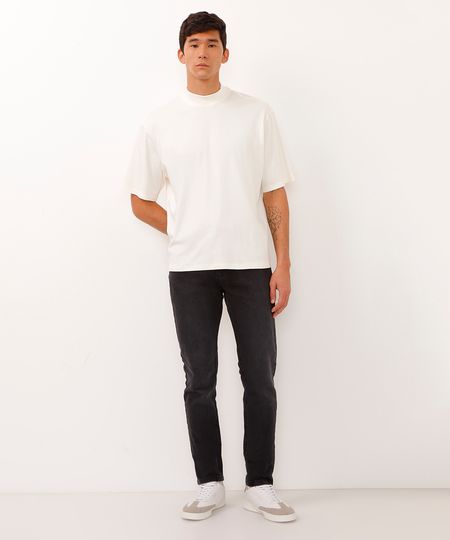 calça reta jeans com bolsos preta 48