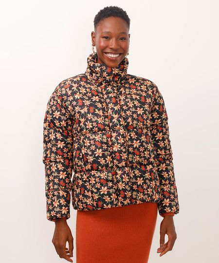 jaqueta puffer com bolsos floral preta P