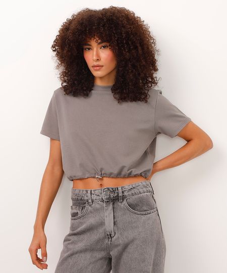 camiseta cropped de moletinho com elástico na barra cinza PP camiseta cropped de moletinho com elástico na barra cinza PP