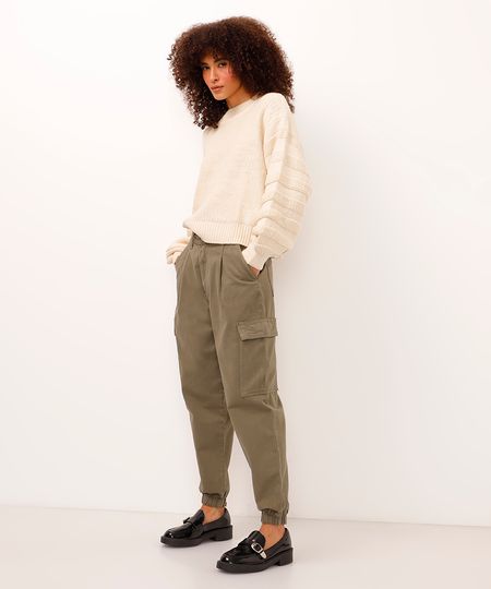 calça jogger de sarja com bolsos cargo verde 36