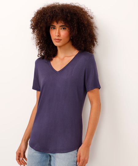 camiseta de viscose decote v alongada azul marinho PP camiseta de viscose decote v alongada azul marinho PP