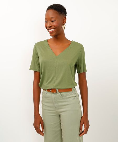 blusa de viscose decote v com recorte verde PP