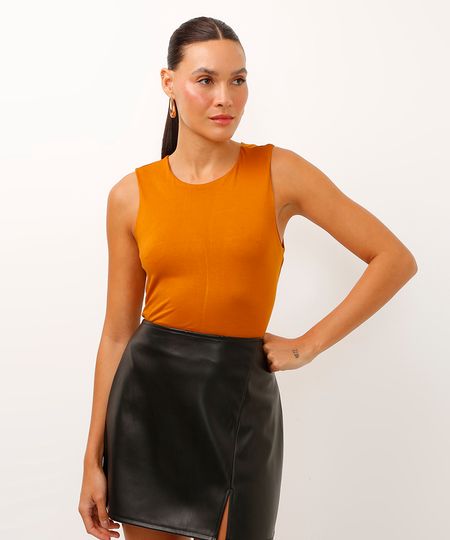 regata de viscose com recorte gota - caramelo P regata de viscose com recorte gota - caramelo P