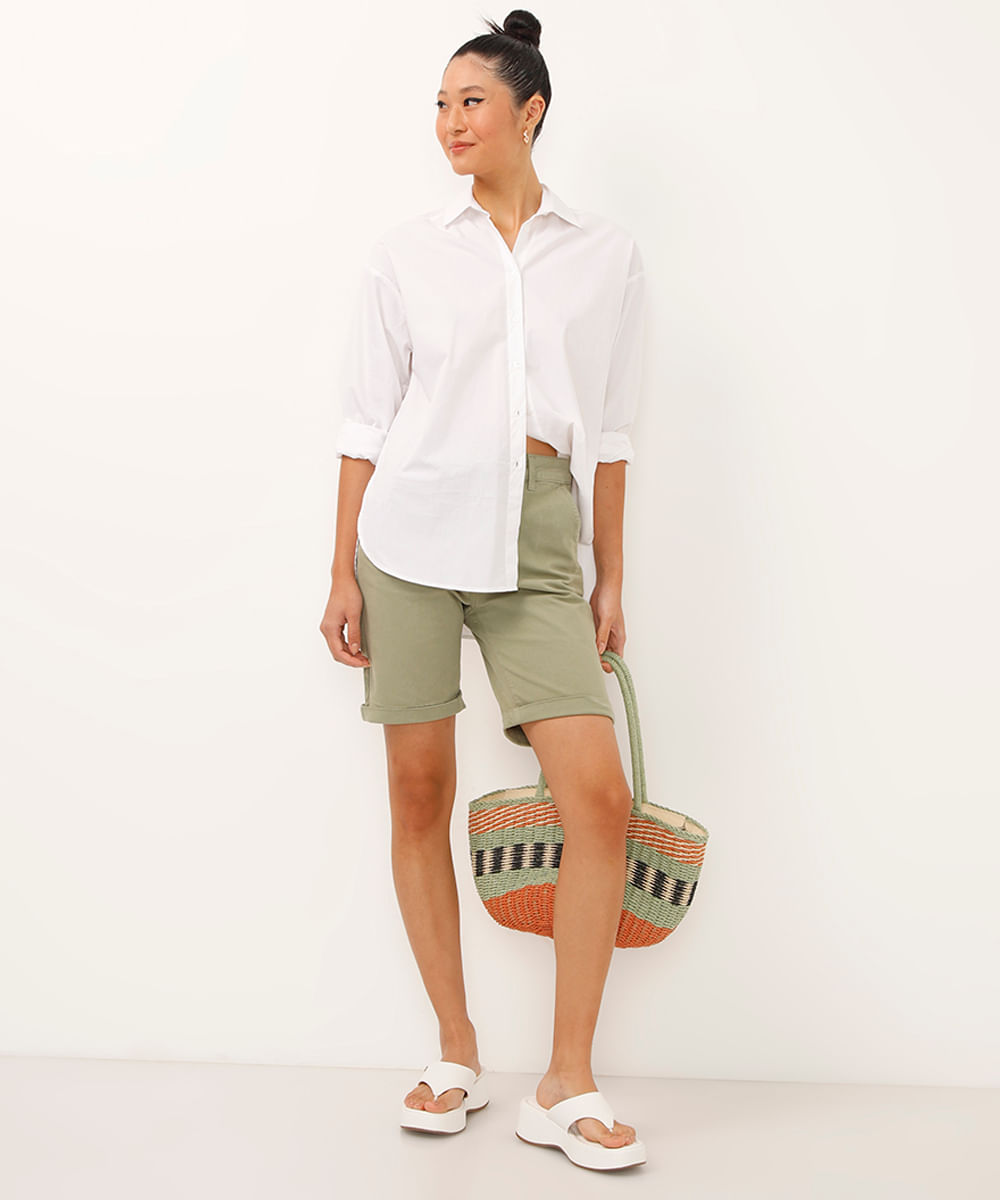 bermuda ciclista de sarja cintura alta verde