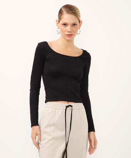 blusa decote canoa manga longa texturizada preta P