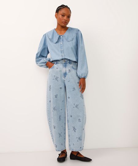 calça baggy jeans cintura média com bordado floral azul 40