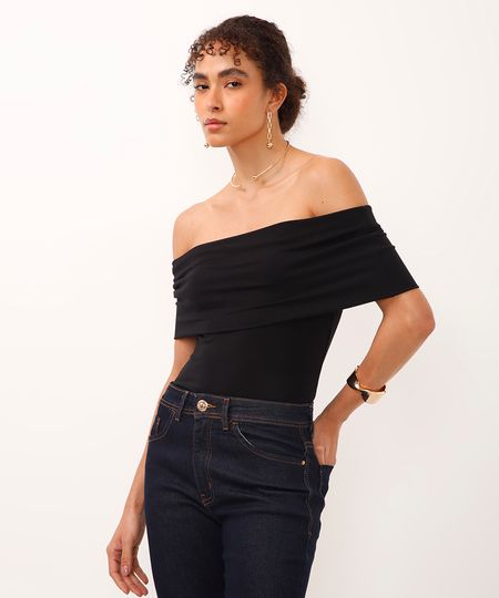 blusa de viscose decote ombro a ombro preta GG