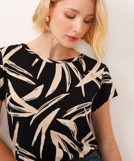 blusa de viscose com botão no ombro folhagem preta G blusa de viscose com botão no ombro folhagem preta G