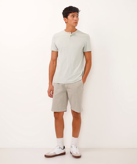 bermuda reta de sarja com bolsos chino verde 46