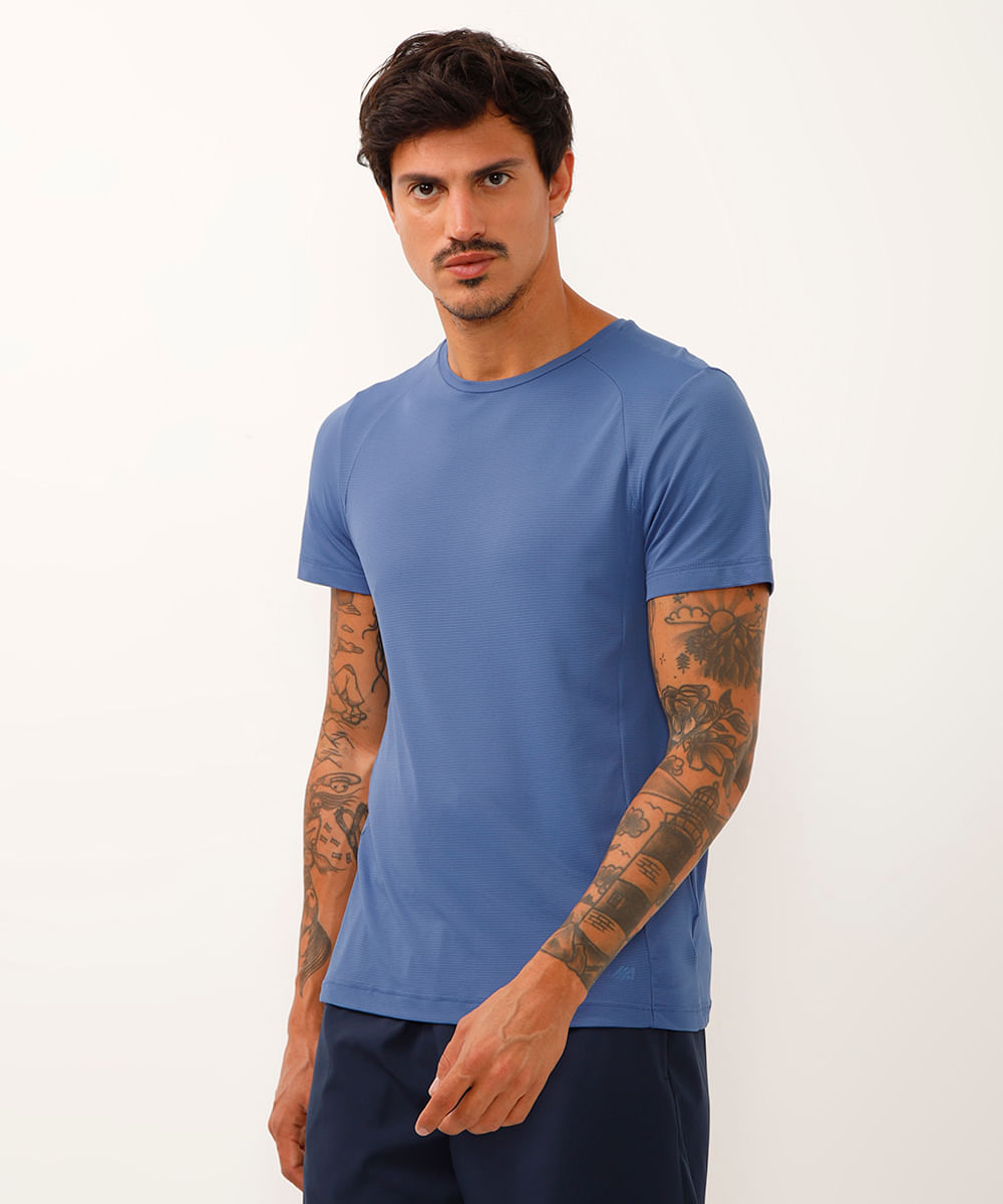 camiseta esportiva manga raglan azul