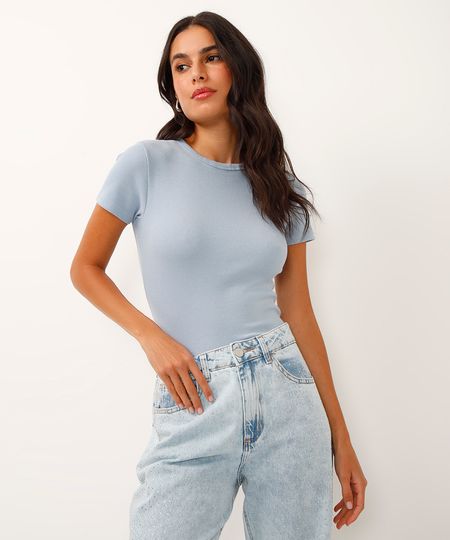 blusa baby look manga curta canelada azul PP