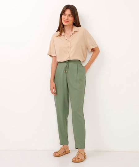 calça jogger de viscose com pregas verde 42