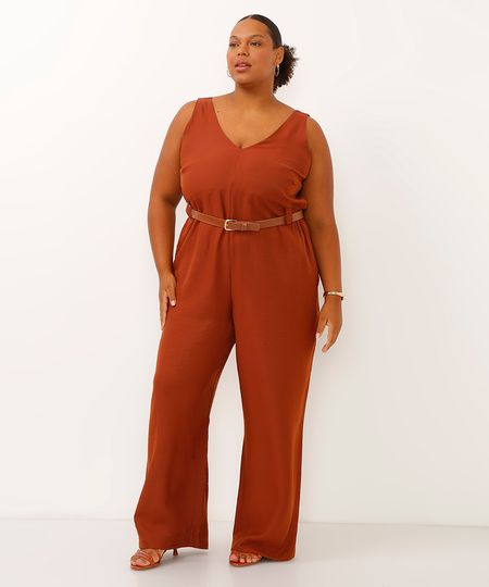 macacão wide leg de viscose com cinto plus size marrom GG