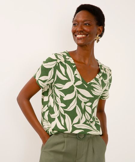 blusa de viscose decote v com botões folhagem verde PP blusa de viscose decote v com botões folhagem verde PP