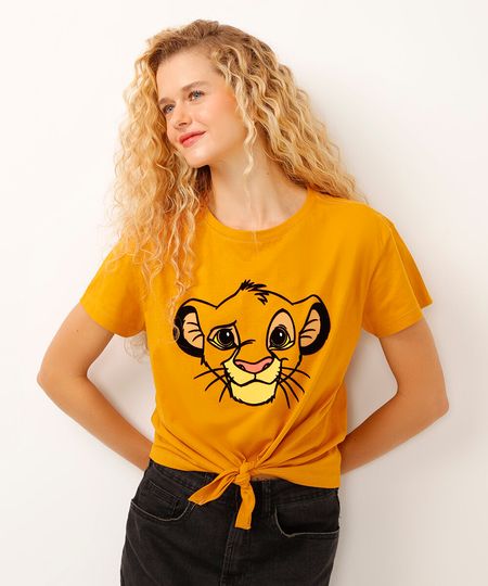 Camiseta Cropped de Algodão Simba O Rei Leão Flocada com Nó Manga Curta Decote Redondo Mostarda PP Camiseta Cropped de Algodão Simba O Rei Leão Flocada com Nó Manga Curta Decote Redondo Mostarda PP