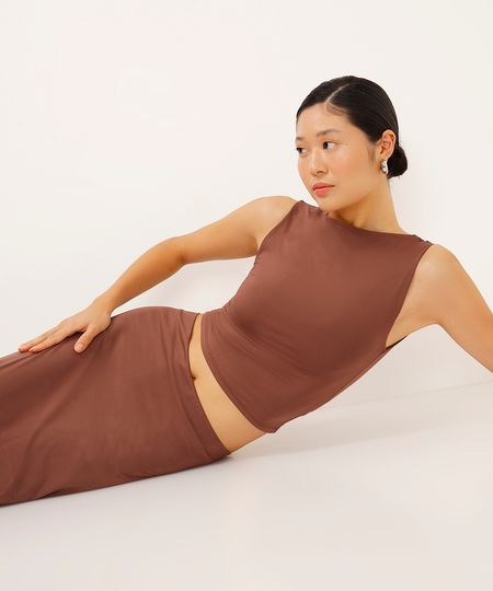 cropped decote canoa marrom P