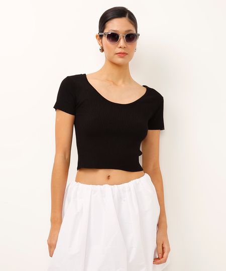 cropped de tricot decote canoa canelado preto P cropped de tricot decote canoa canelado preto P