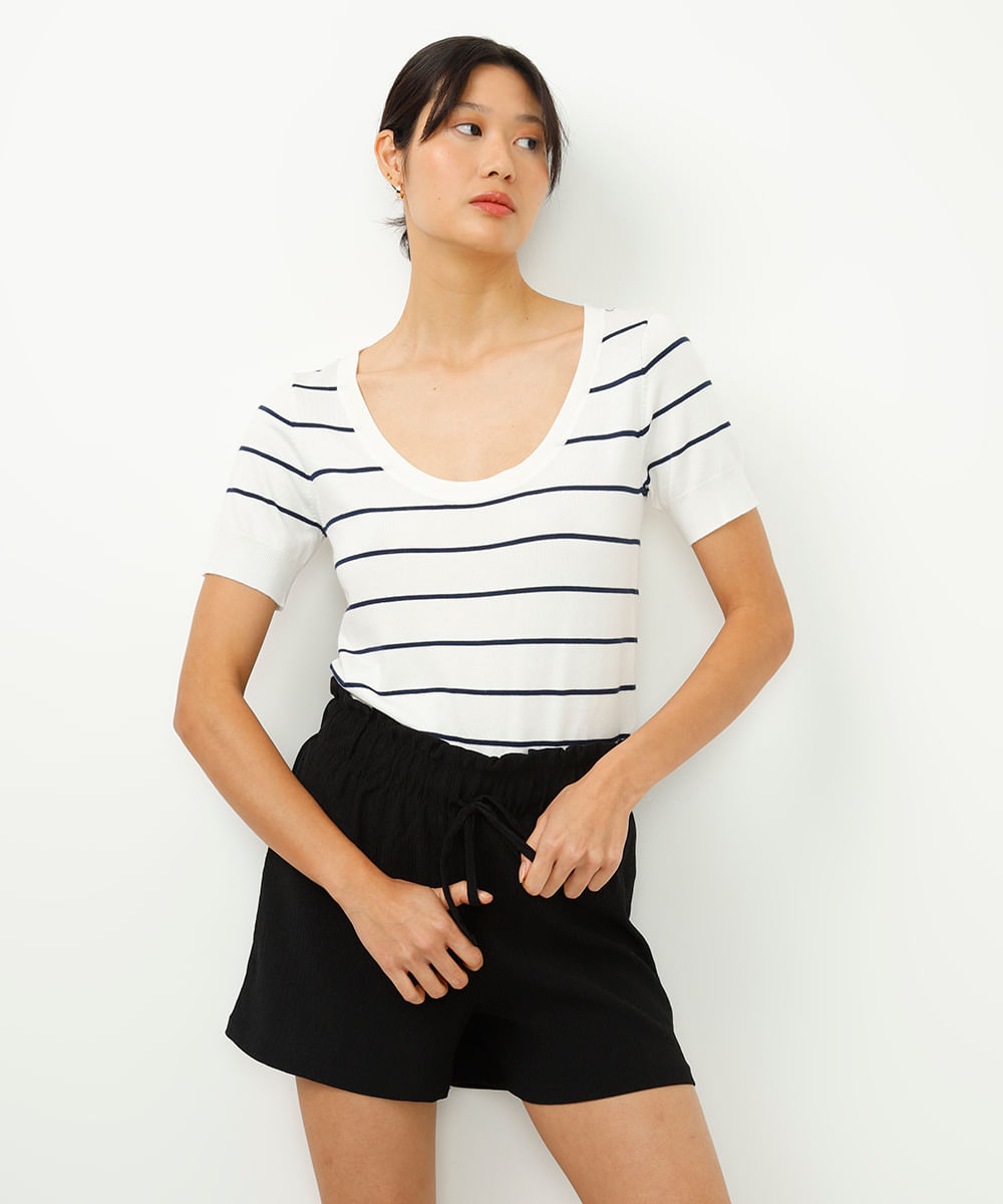 short clochard cós com elástico e cordão texturizado preto