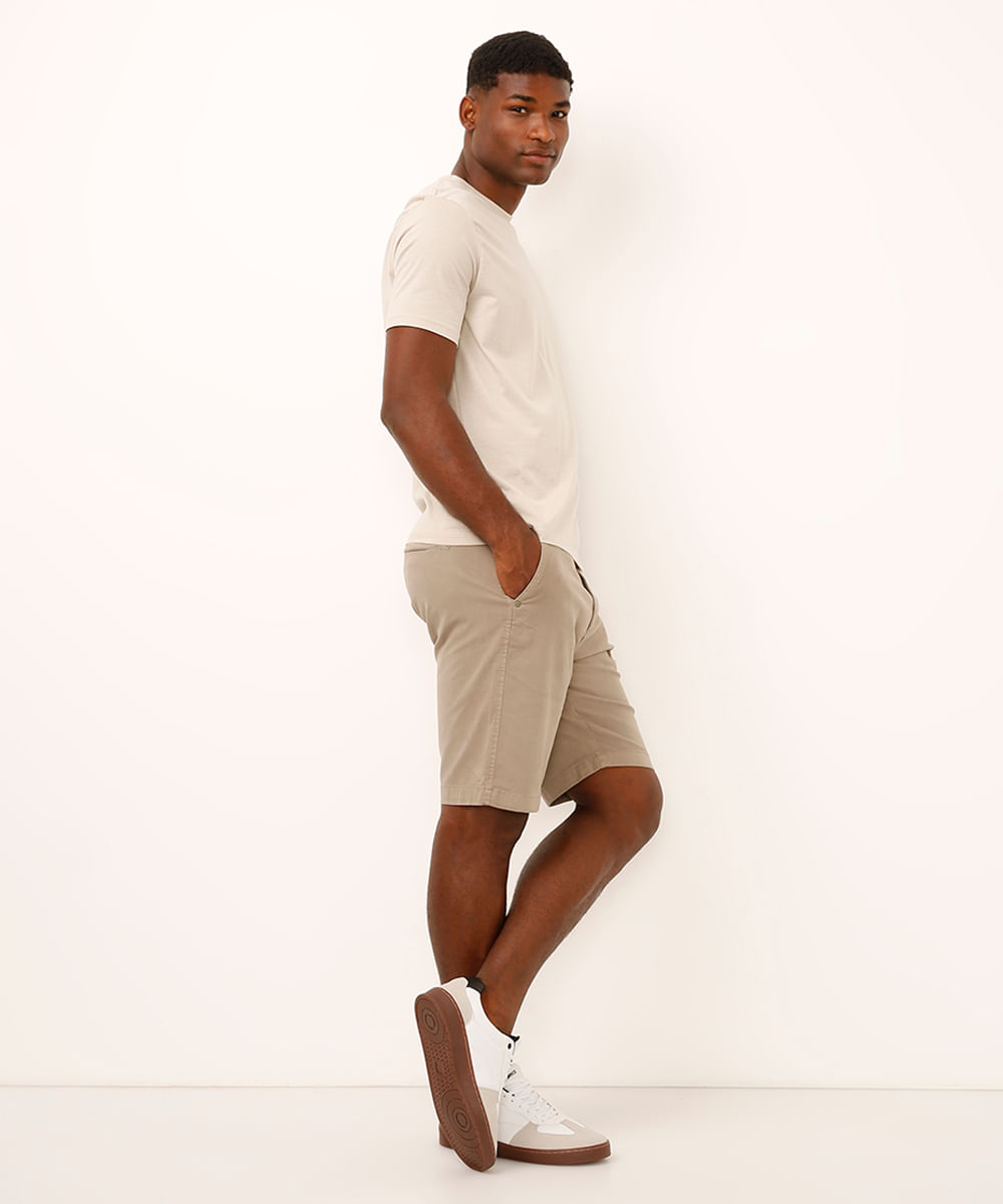 bermuda reta de sarja com bolsos chino verde