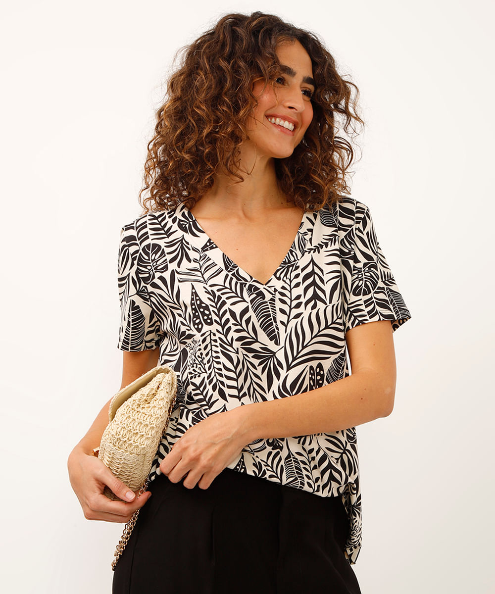 blusa de viscose decote v folhagem bege