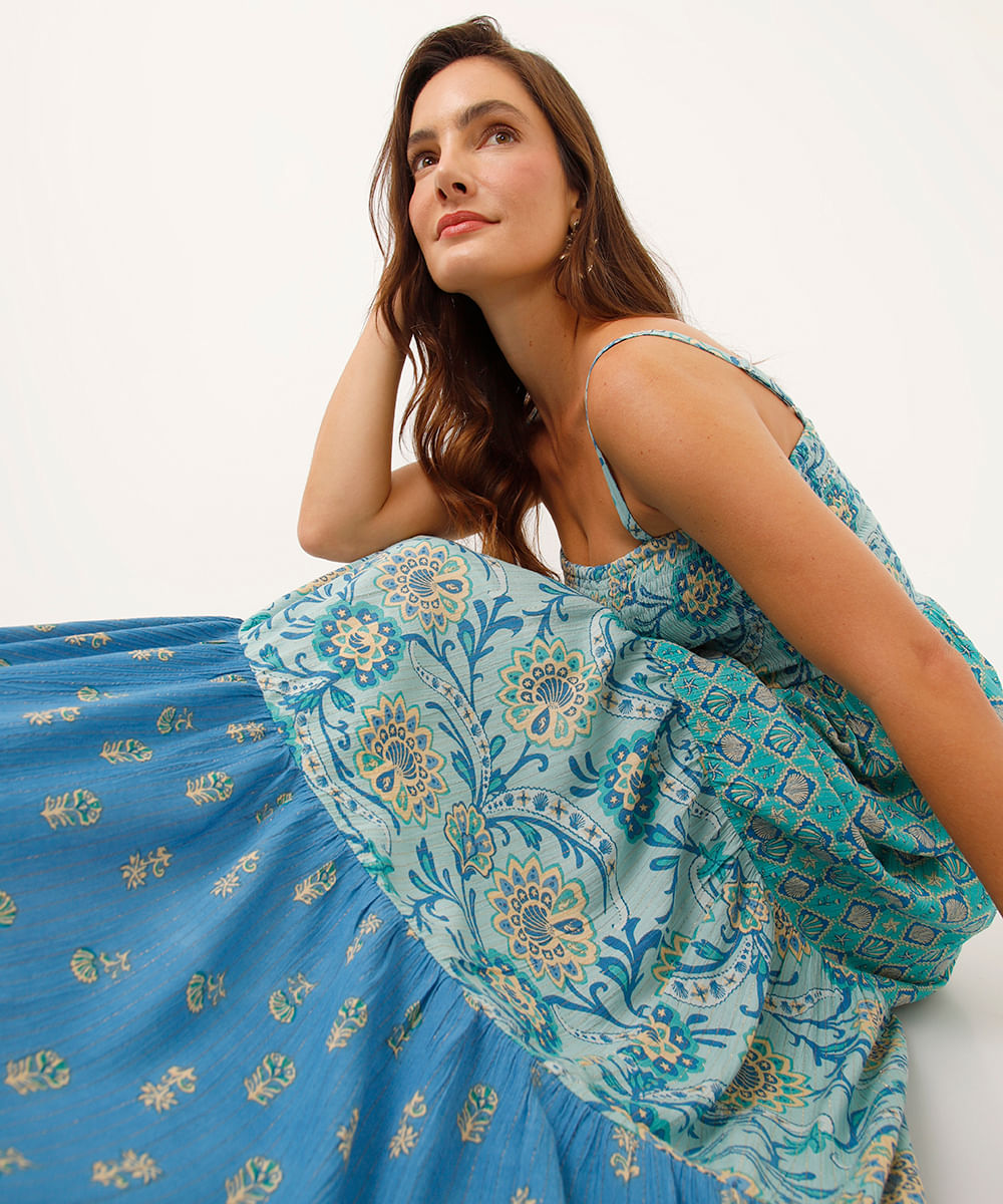 vestido longo floral azul