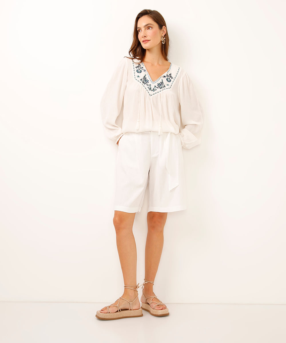bermuda clochard com linho e faixa off white