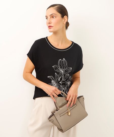 blusa de viscose floral preta PP blusa de viscose floral preta PP