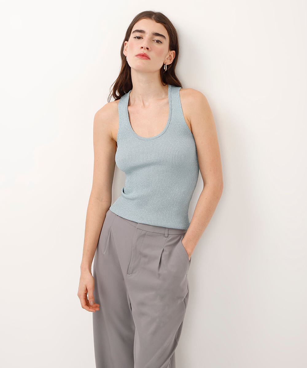 regata de tricot canelada com lurex azul