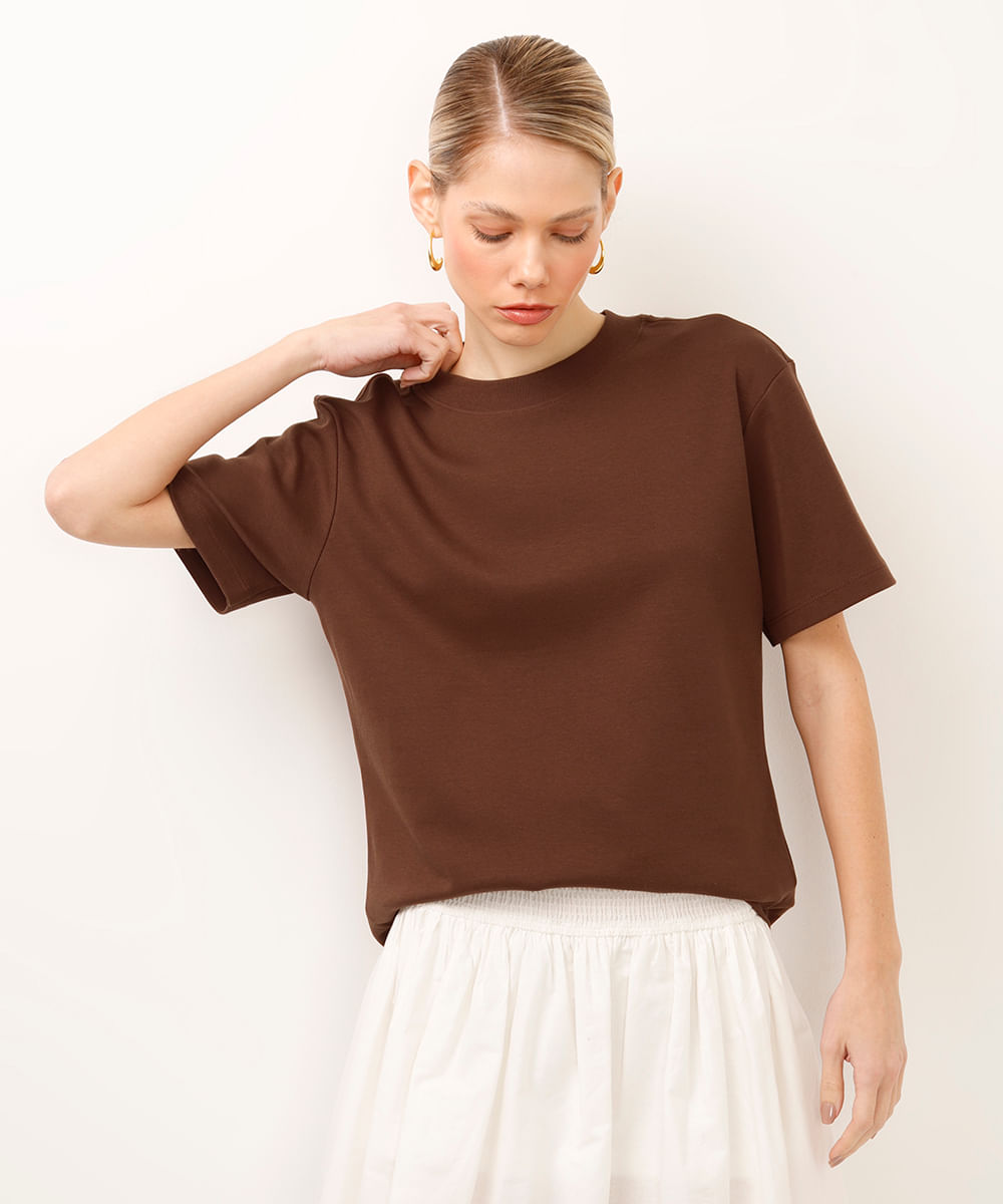camiseta oversized feminina de algodão peruano interlock marrom
