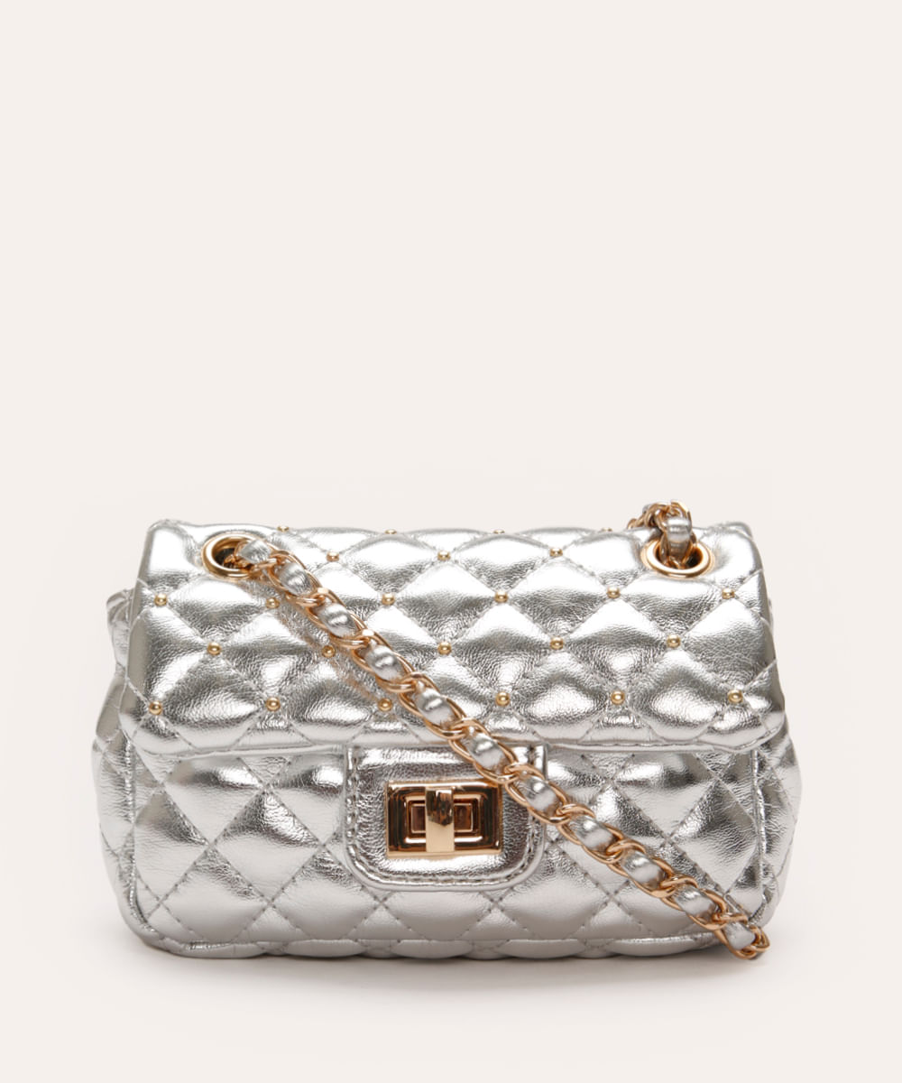 bolsa crossbody matelassê com tachas preto prata