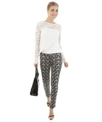 Calca-Reta-Floral-Preta-8185438-Preto_3