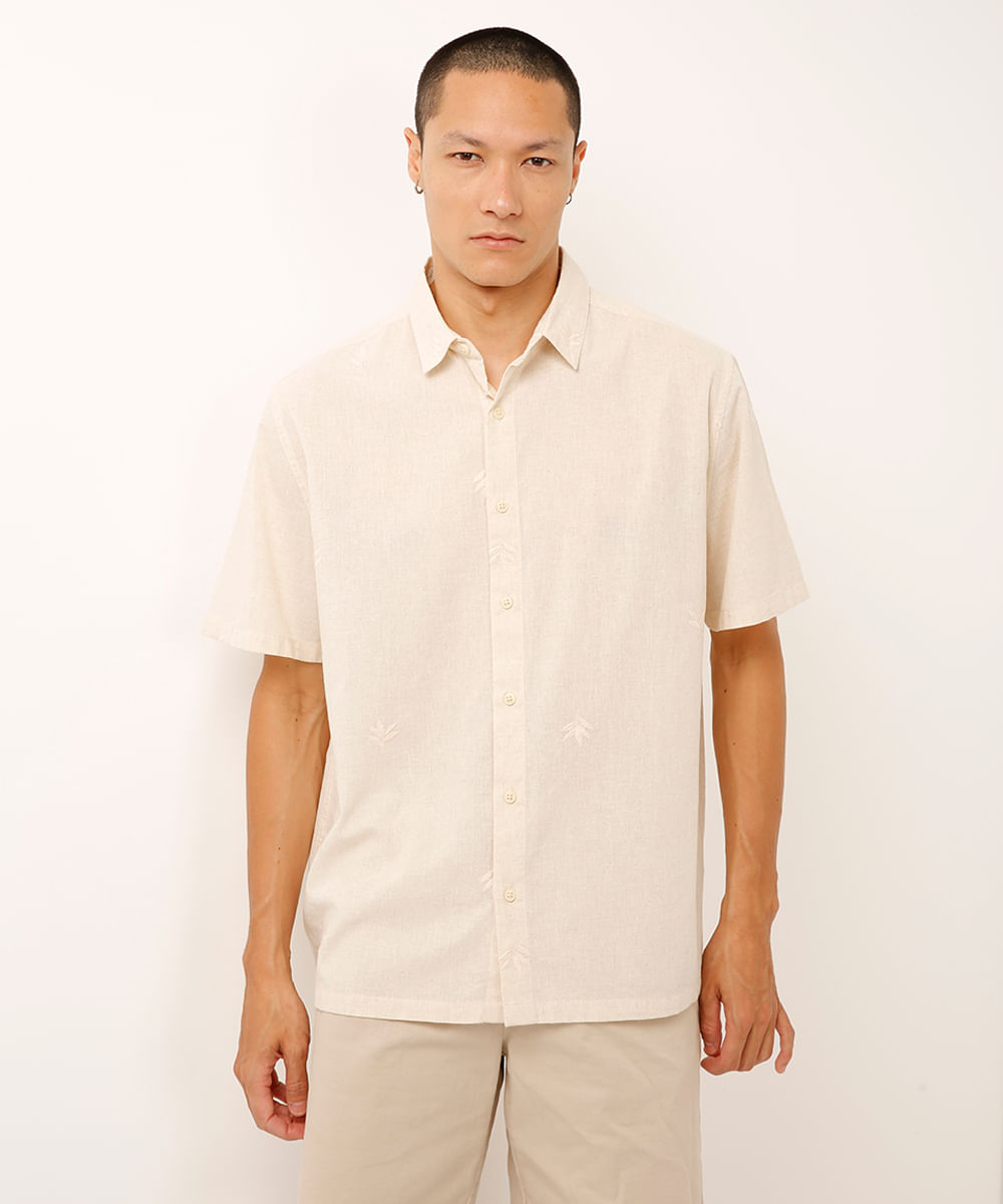 camisa relaxed com linho bordado folhagens bege