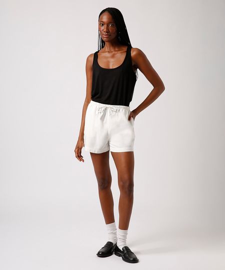 short pijama com linho mindset off white PP short pijama com linho mindset off white PP