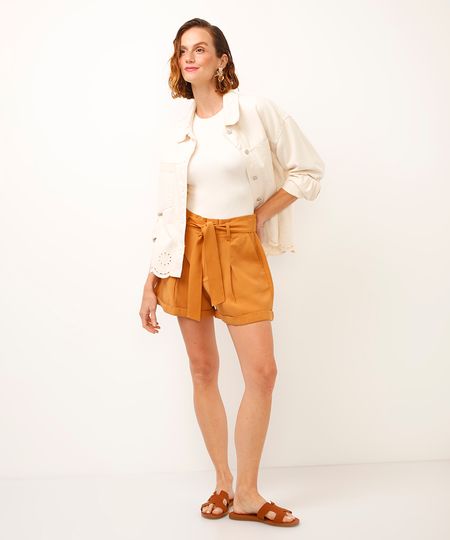 short alfaiataria com faixa areia - caramelo 36 short alfaiataria com faixa areia - caramelo 36
