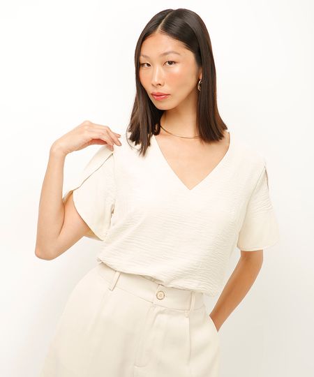 blusa texturizada manga curta bege PP