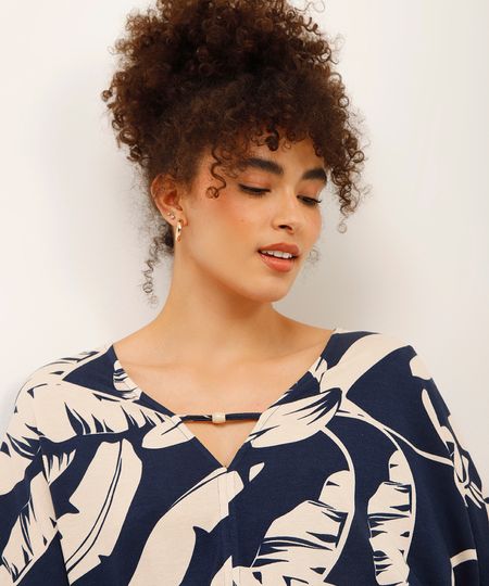 blusa de viscose decote v folhagens azul PP