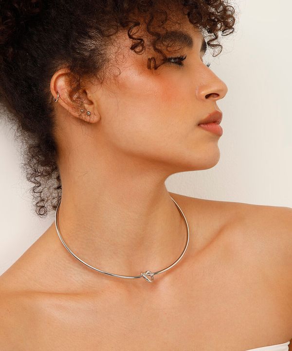 colar chocker nó prateado UNICO