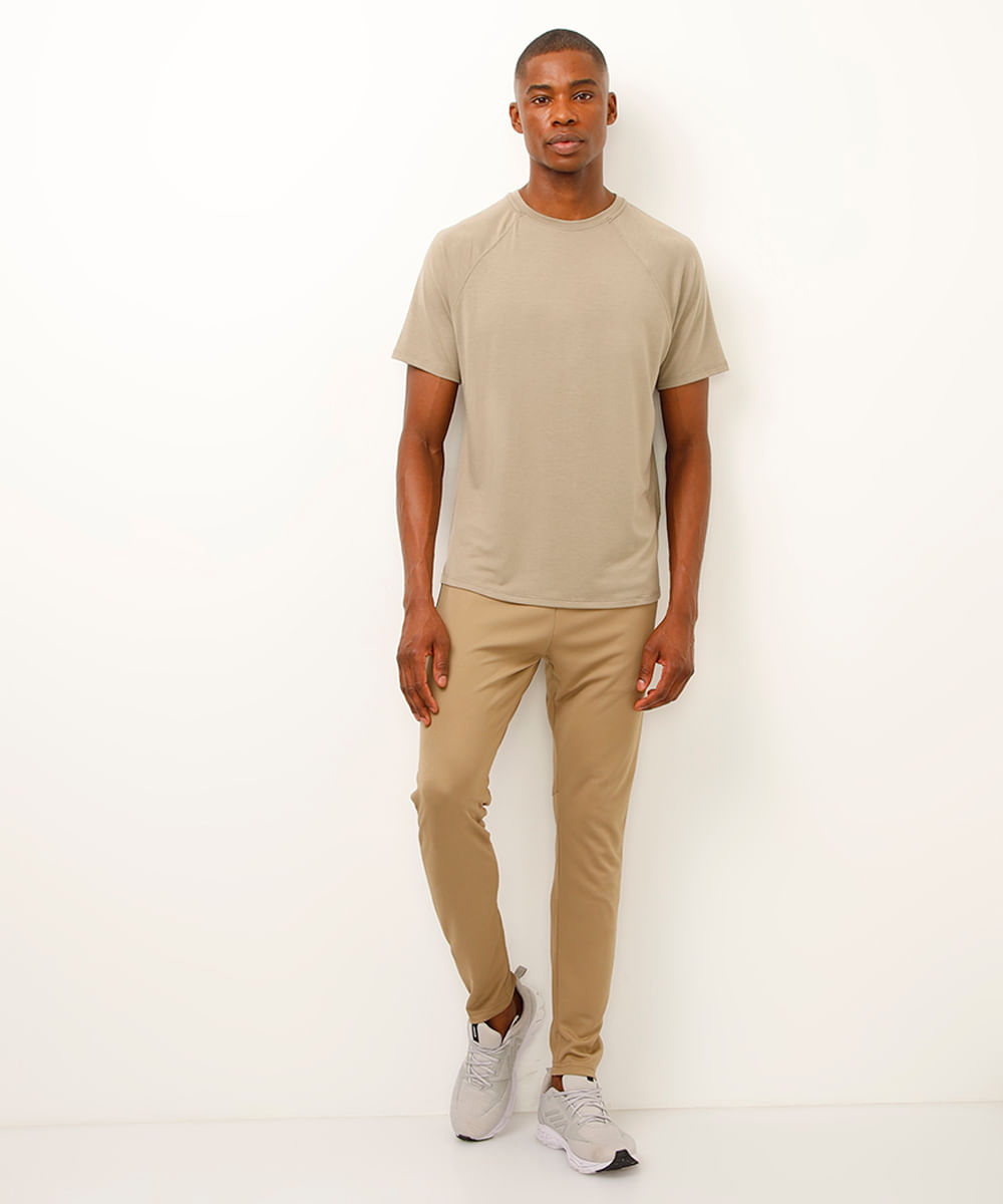 calça slim com recorte elástico e zíper esportiva marrom