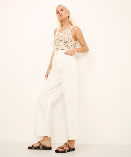 calça wide leg de sarja com cinto off white 36 calça wide leg de sarja com cinto off white 36