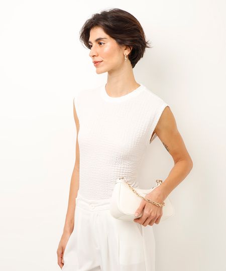 regata decote redondo texturizada off white M regata decote redondo texturizada off white M