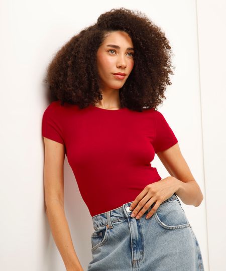 blusa de viscose canelada com tachas vermelha P