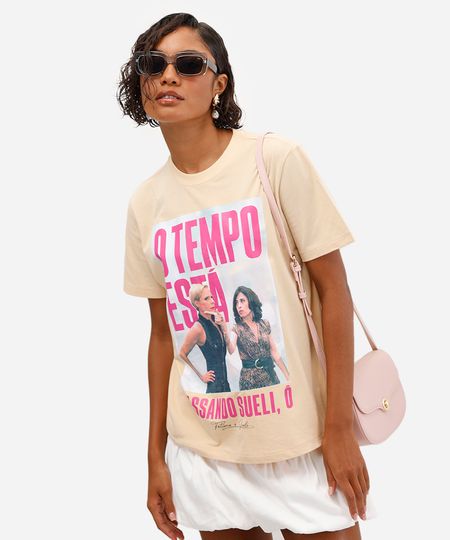 camiseta feminina de algodão tapas e beijos bege P