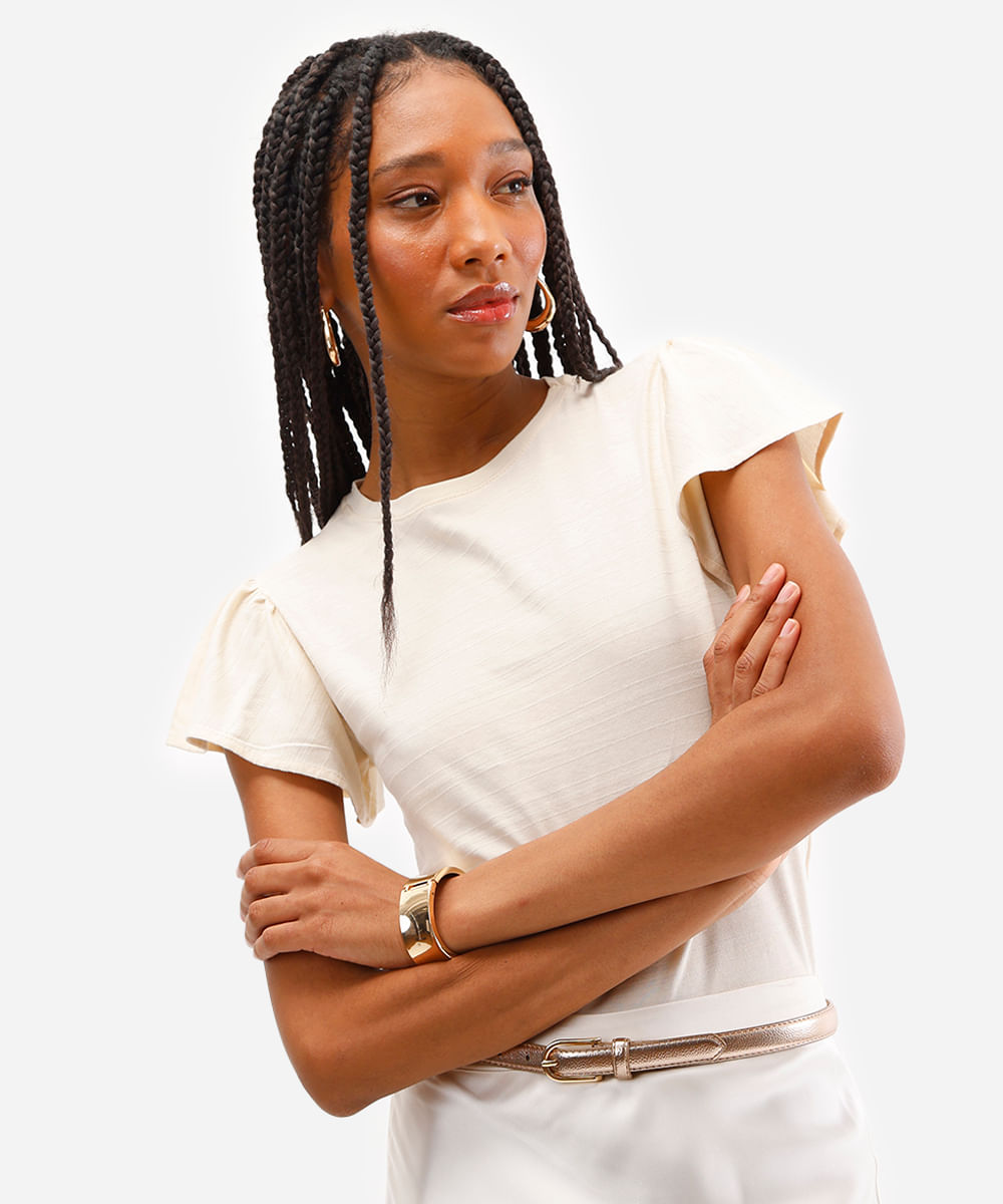 camiseta de algodão texturizada manga curta babado - areia