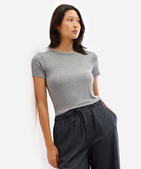 blusa feminina de viscose canelada cinza PP
