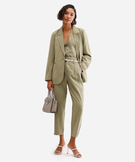 calça feminina de alfaiataria com pregas verde 46