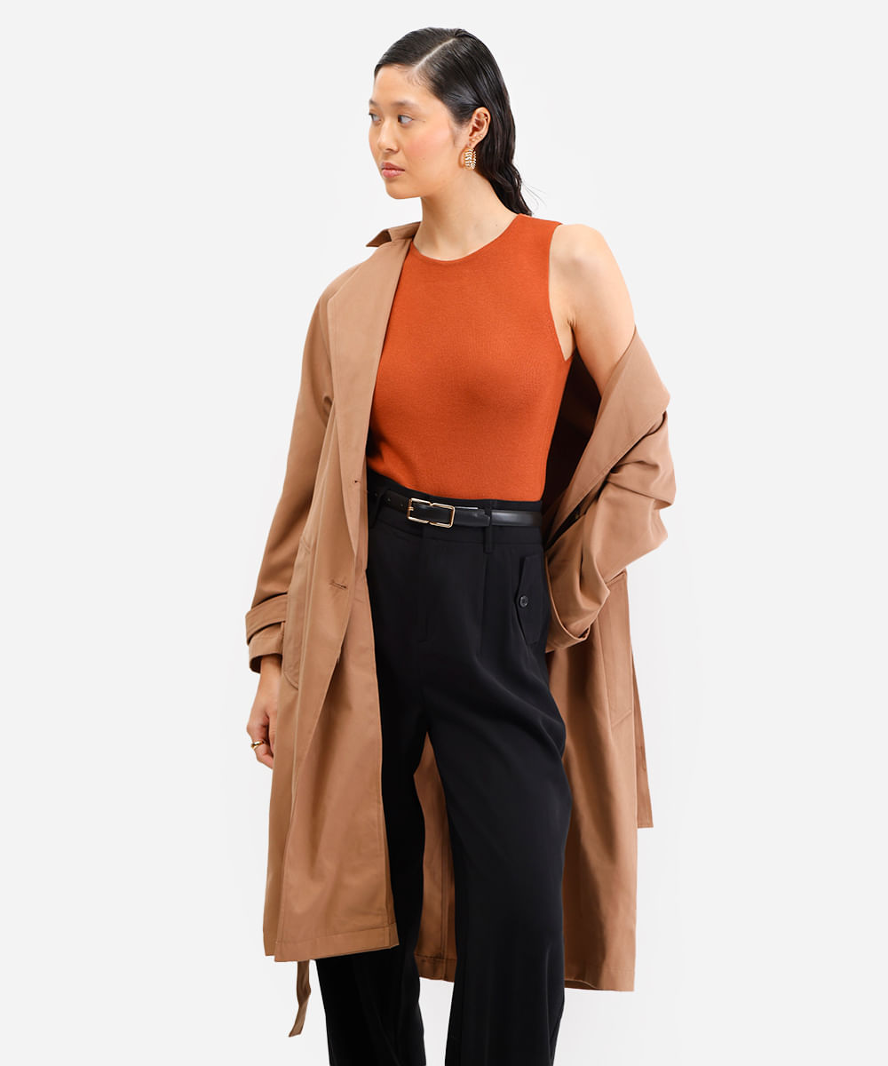 regata de tricot decote redondo marrom