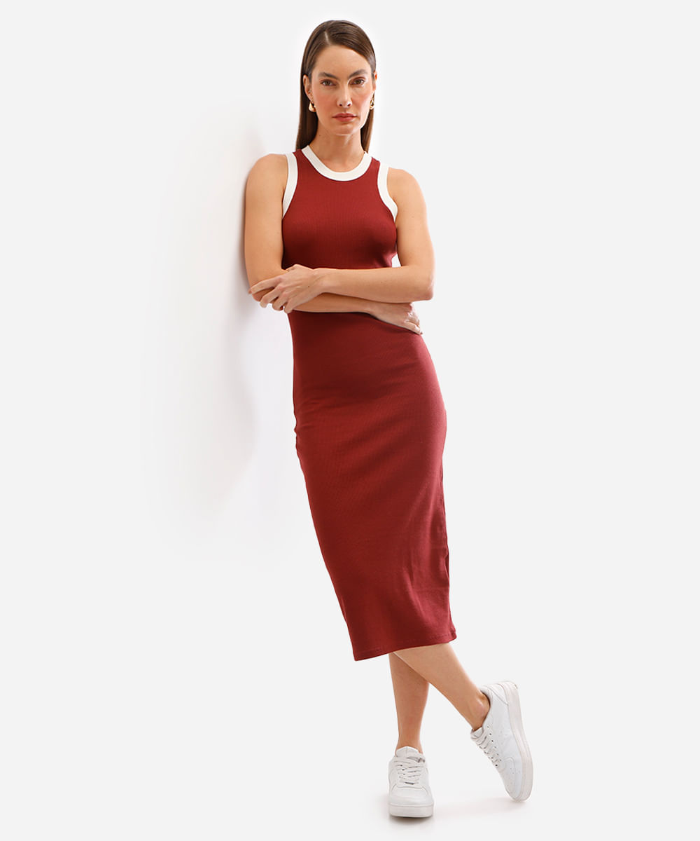vestido midi halterneck bicolor vinho